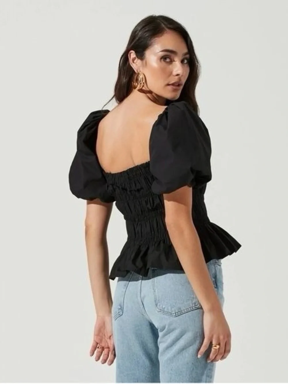 ASTR The Label Black Puff-Sleeve Smocked Peplum Top